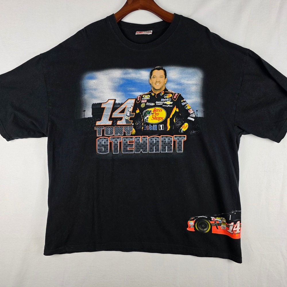 Chase Authentics Tony Stewart NASCAR Racing T-Shirt Mens XL Black Graphic Tee